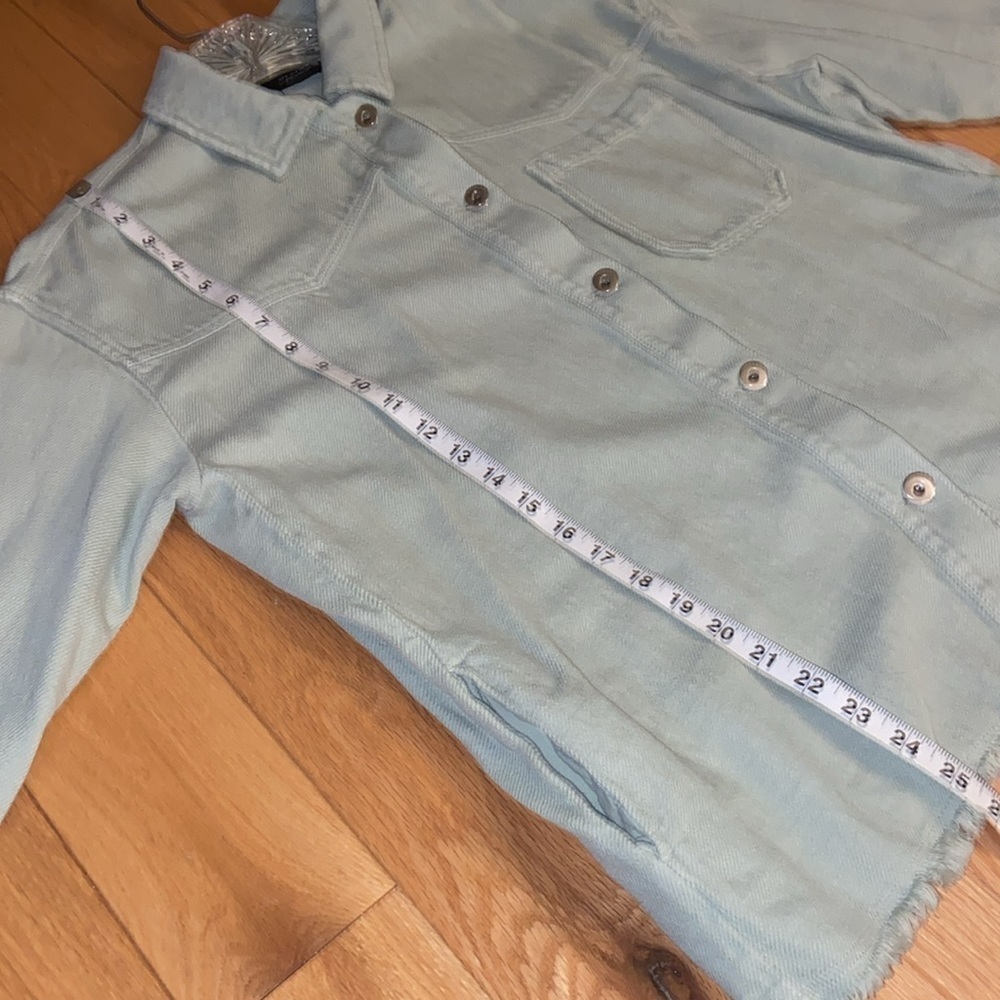 Zara button down shacket with pockets and frayed hem, lightweight, size M - Picture 9 of 9
